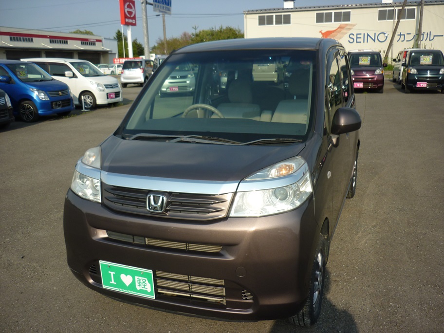 格安車ライフG タイヤ＆バッテリー現状 車検2年付 ４WD オートマ タイミングベルト交換済み デフオイル交換済み バックカメラ付きのサムネイル