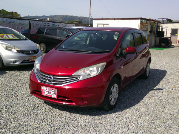 ノート X DIG-S 1200cc 《低価格車コーナー》 車検２年付、自社保証付、登録諸費用・R券込み、タイヤ＆バッテリー現状、店頭お渡し／ＥＴＣ ナビ バックカメラ タイミングチェーンのサムネイル