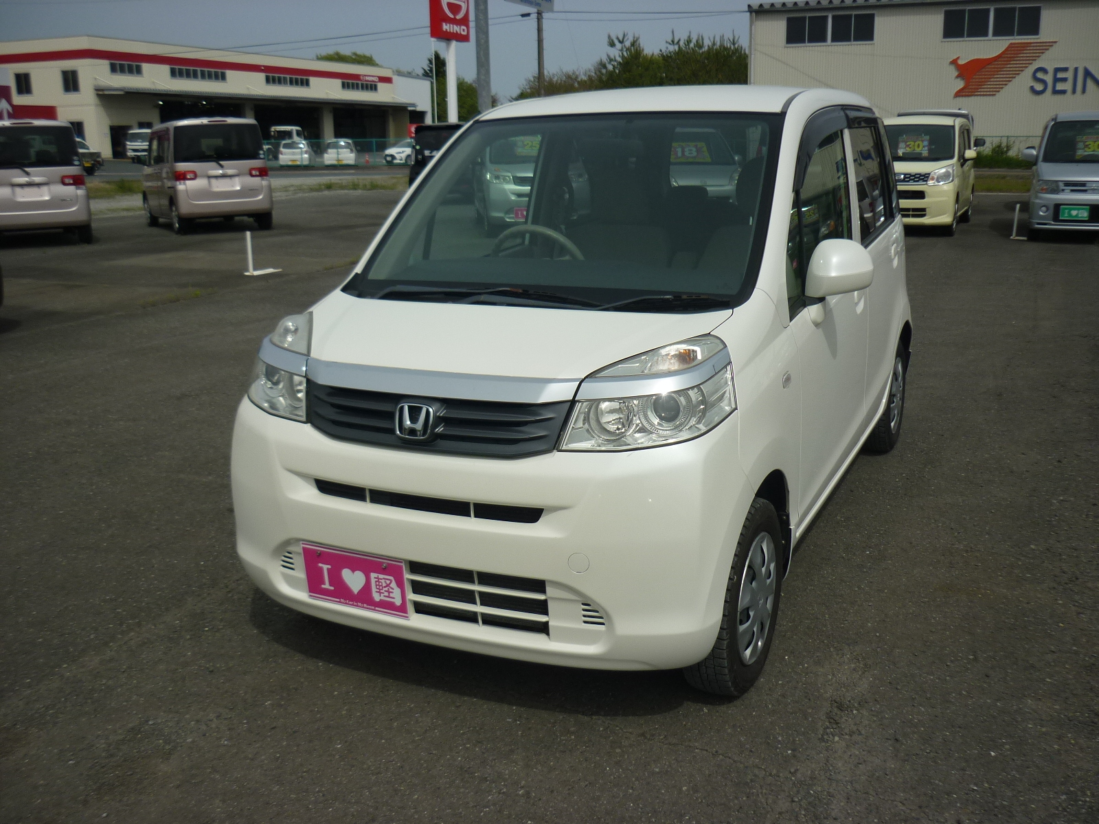 格安車ライフG タイヤ＆バッテリー現状 車検2年付 オートマ タイミングベルト交換済み バックカメラ付き ETC付きのサムネイル