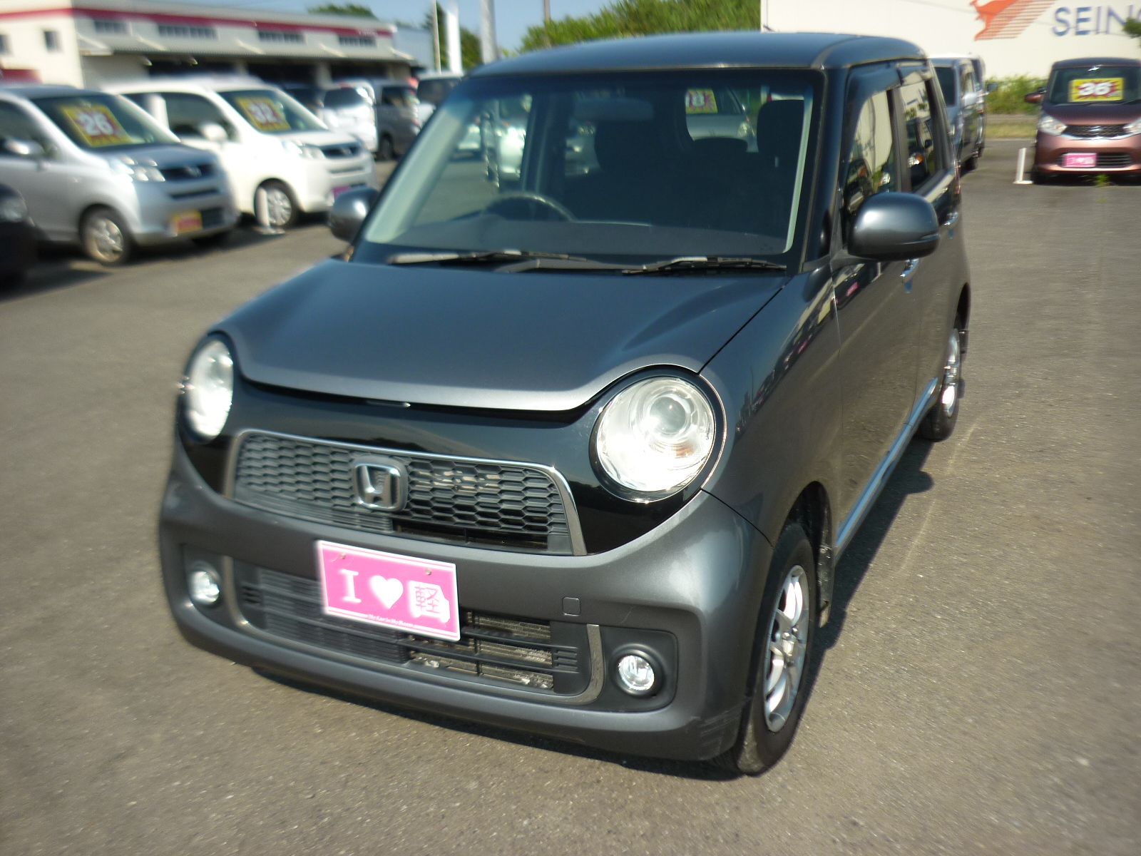 格安車N ONE プレミアムツアラー タイヤ＆バッテリー現状 車検2年付 オートマ ターボ 4WD  ファンベルト・CVTフルード交換済み タイミングチェーンのサムネイル